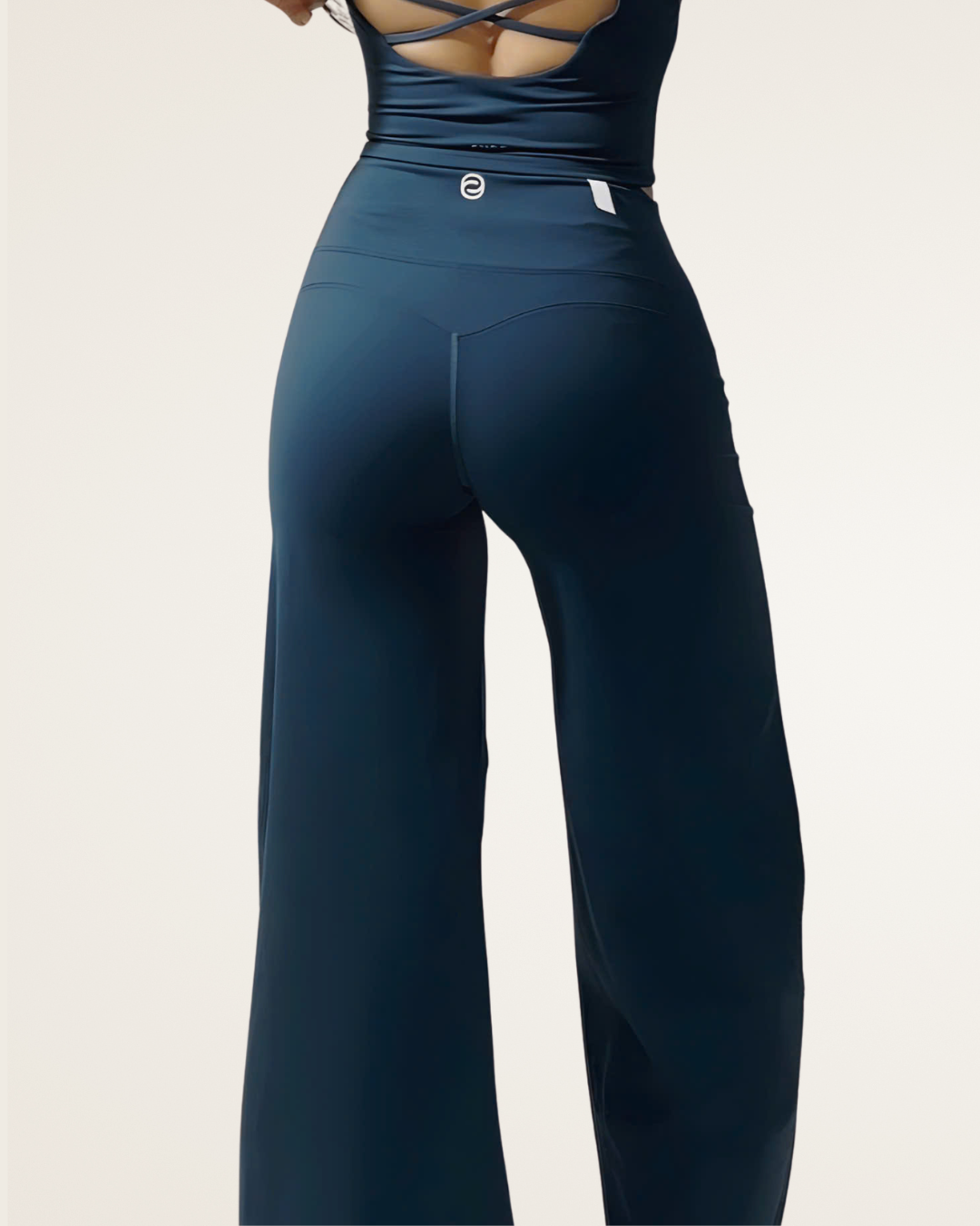 Flora Straight Pants